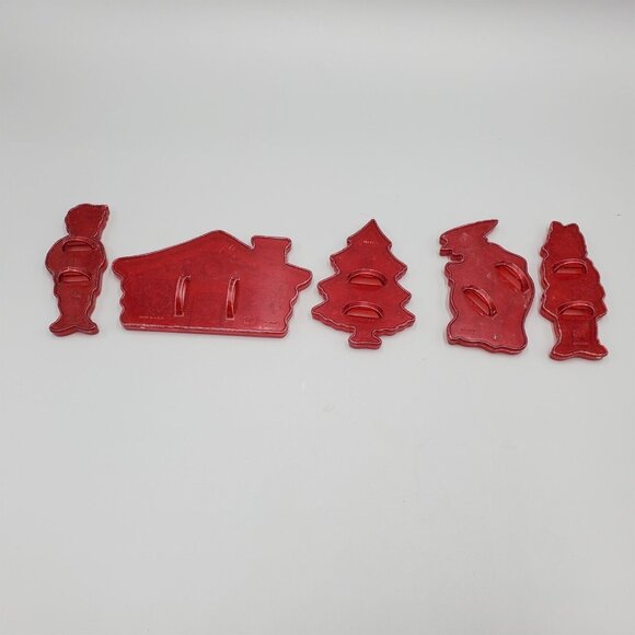 Vintage 1940s Hansel & Gretel Nursery Rhyme Cookie Cutter Set with Cottage Witch - Picture 7 of 8